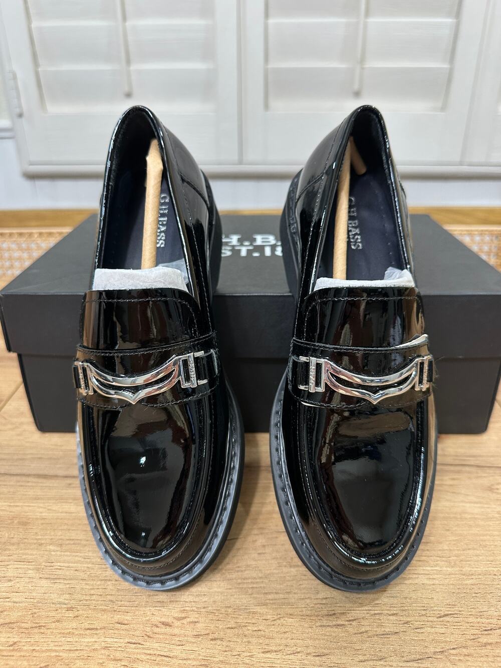 G.H.BASS & CO. Womens Madison Round Toe Loafer Black Patent Leather Size 5.5 NIB